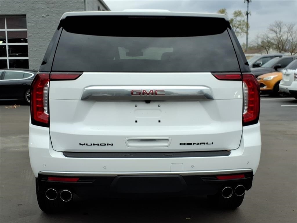 2023 Gmc Yukon Denali photo 3