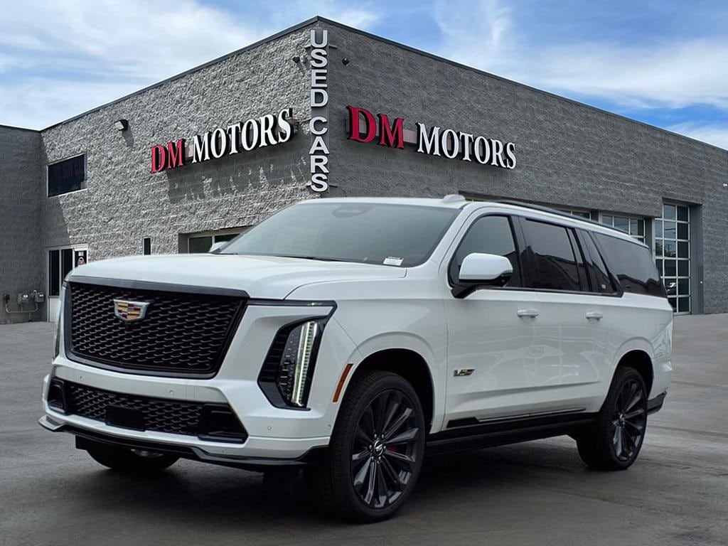 2025 Cadillac Escalade ESV V-Series's photo