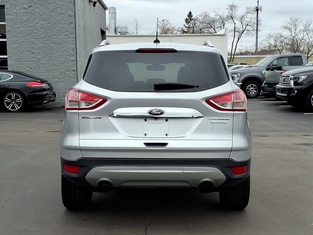 2015 Ford Escape Titanium photo 4