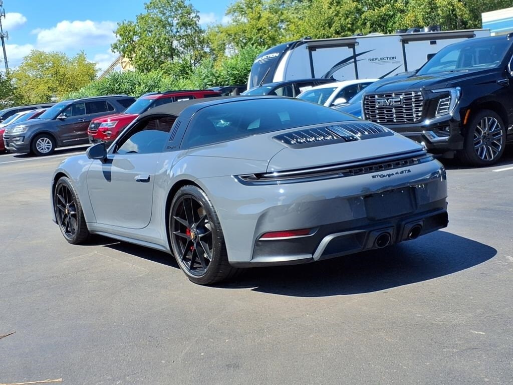 2025 Porsche 911 Targa 4 GTS photo 3