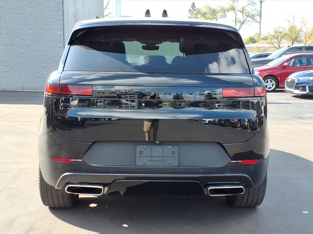 Used 2024 Land Rover Range Rover Sport SE SUV