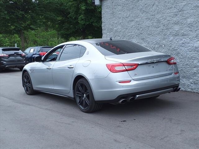 2015 Maserati Quattroporte S Q4 photo 3