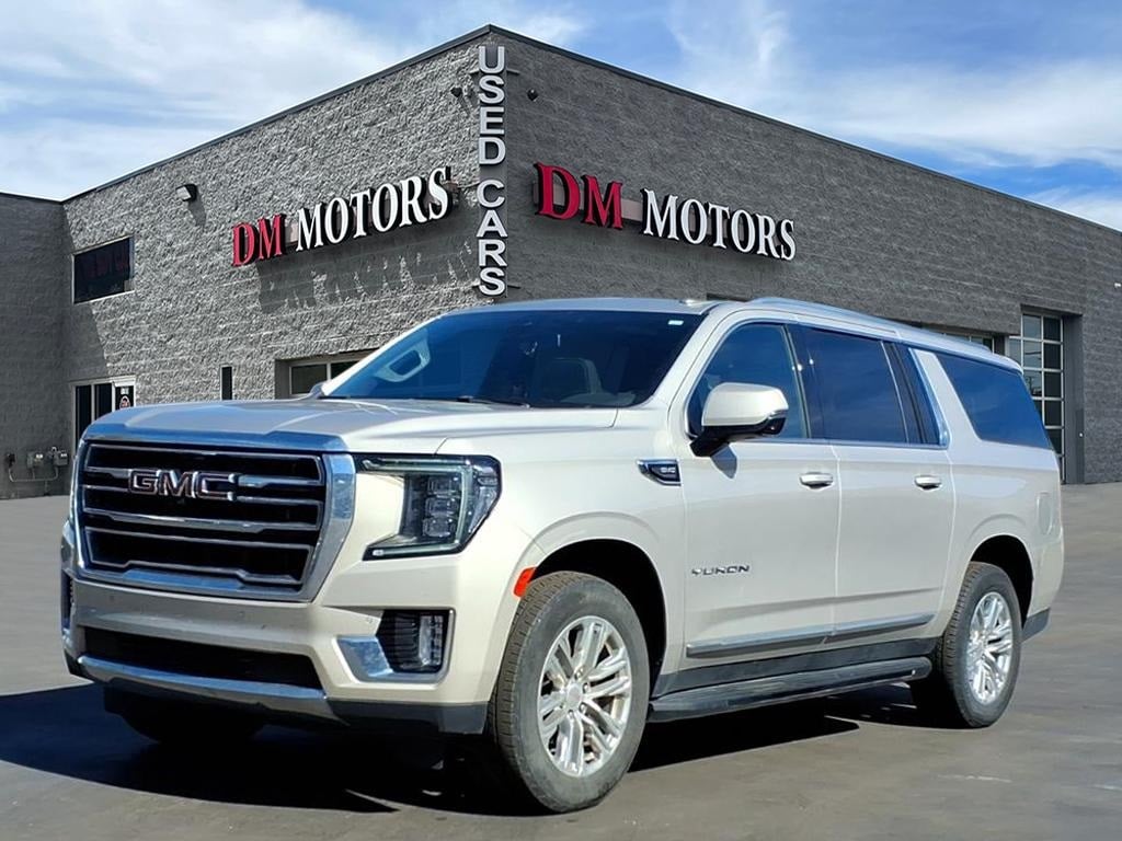 2022 GMC Yukon XL SLT's photo