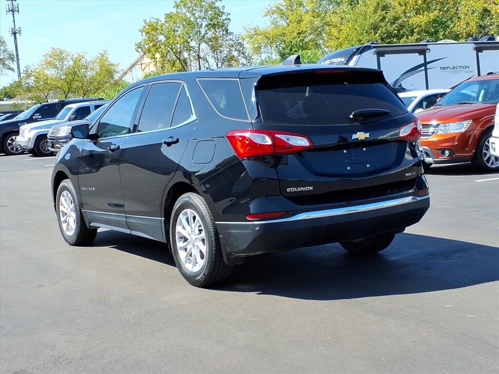 2019 Chevrolet Equinox LT photo 3