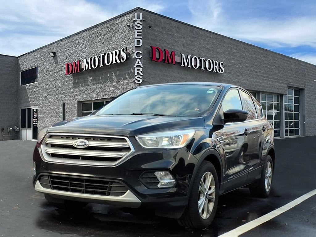 Used 2017 Ford Escape SE SUV