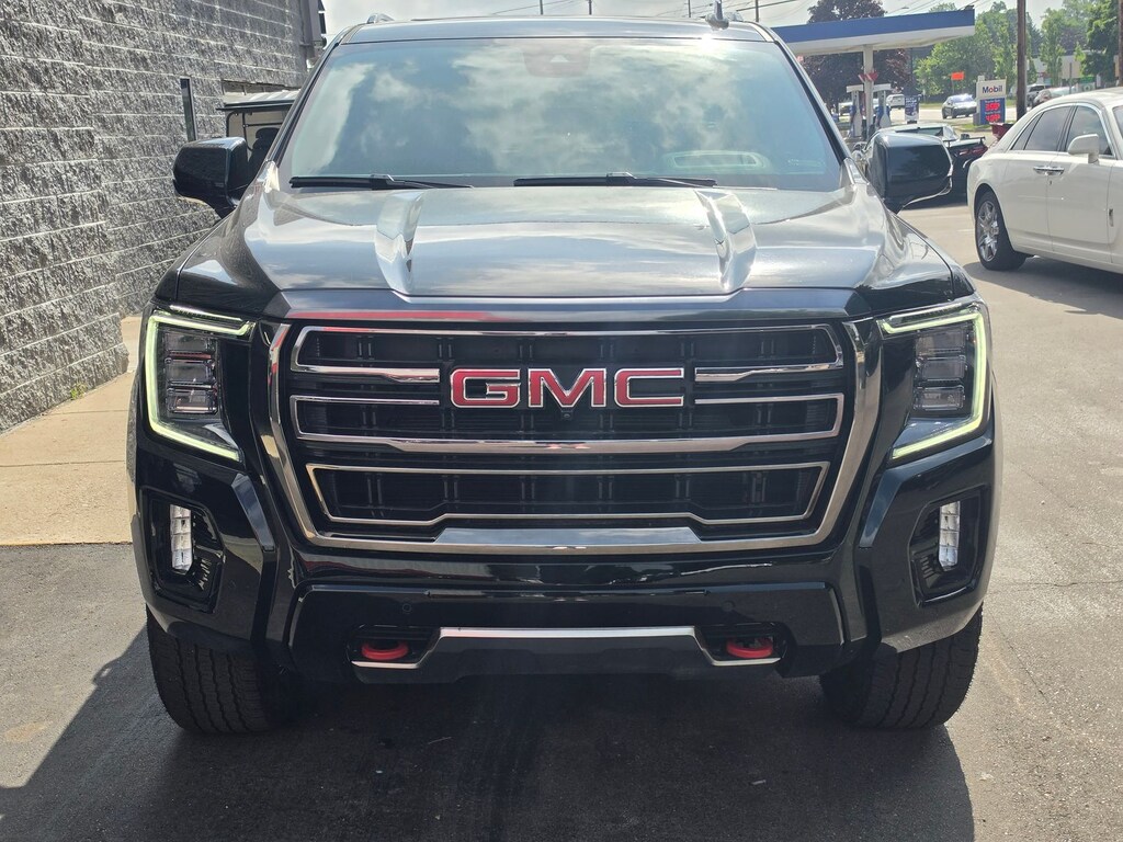 Used 2024 GMC Yukon AT4 SUV