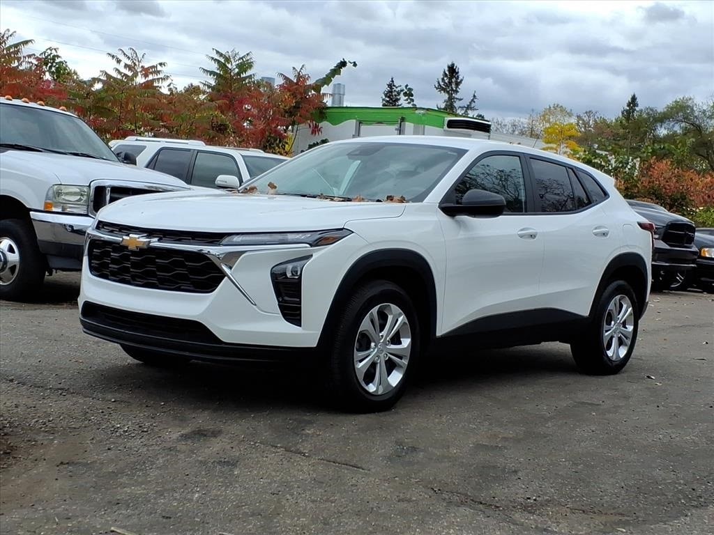 2024 Chevrolet Trax LS