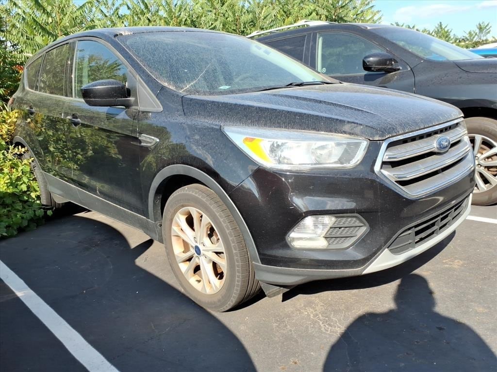 Used 2017 Ford Escape SE SUV