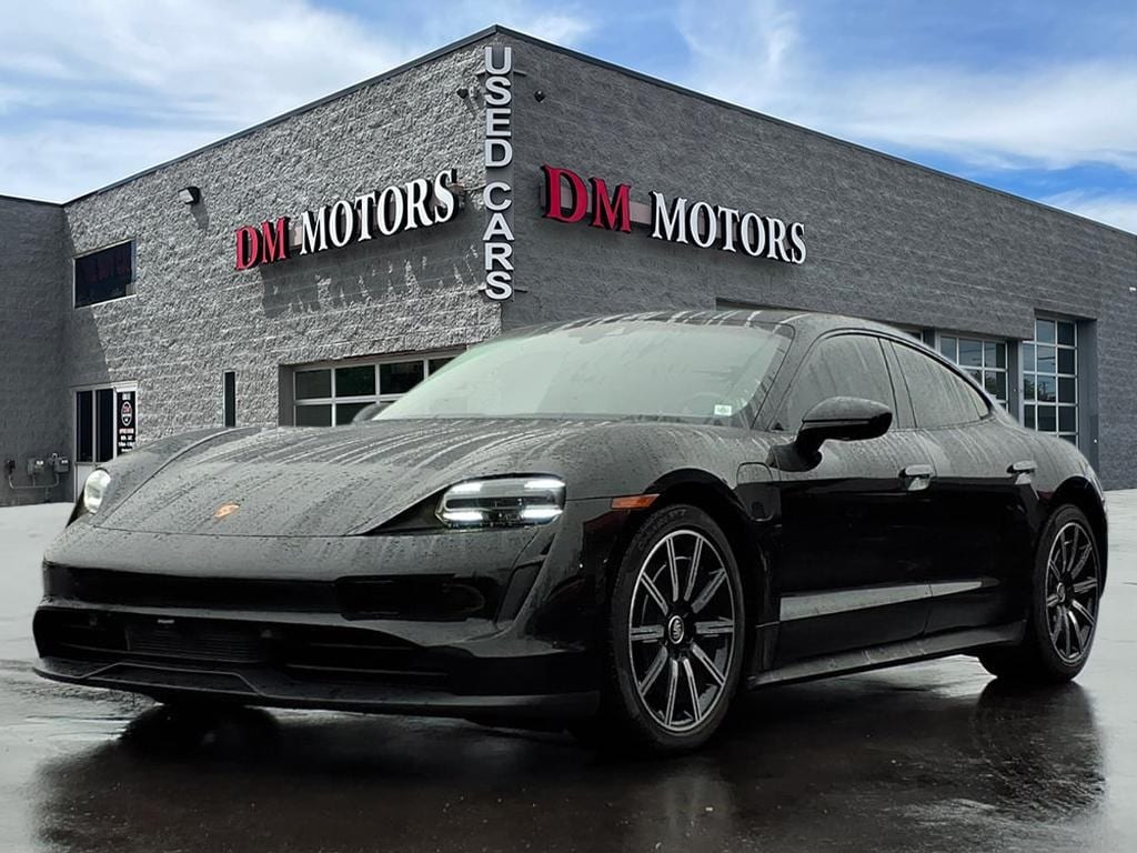 2022 Porsche Taycan Base