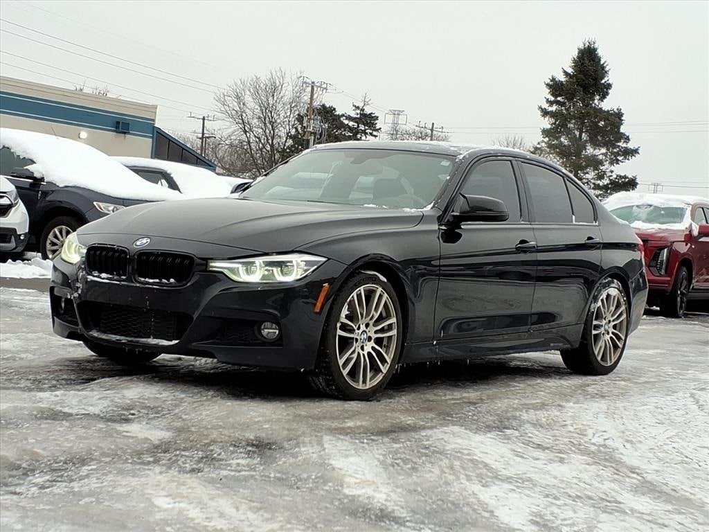 2017 BMW 3 Series 340i's photo
