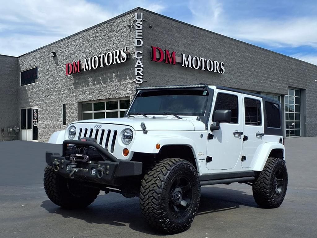 2013 Jeep Wrangler Sahara's photo