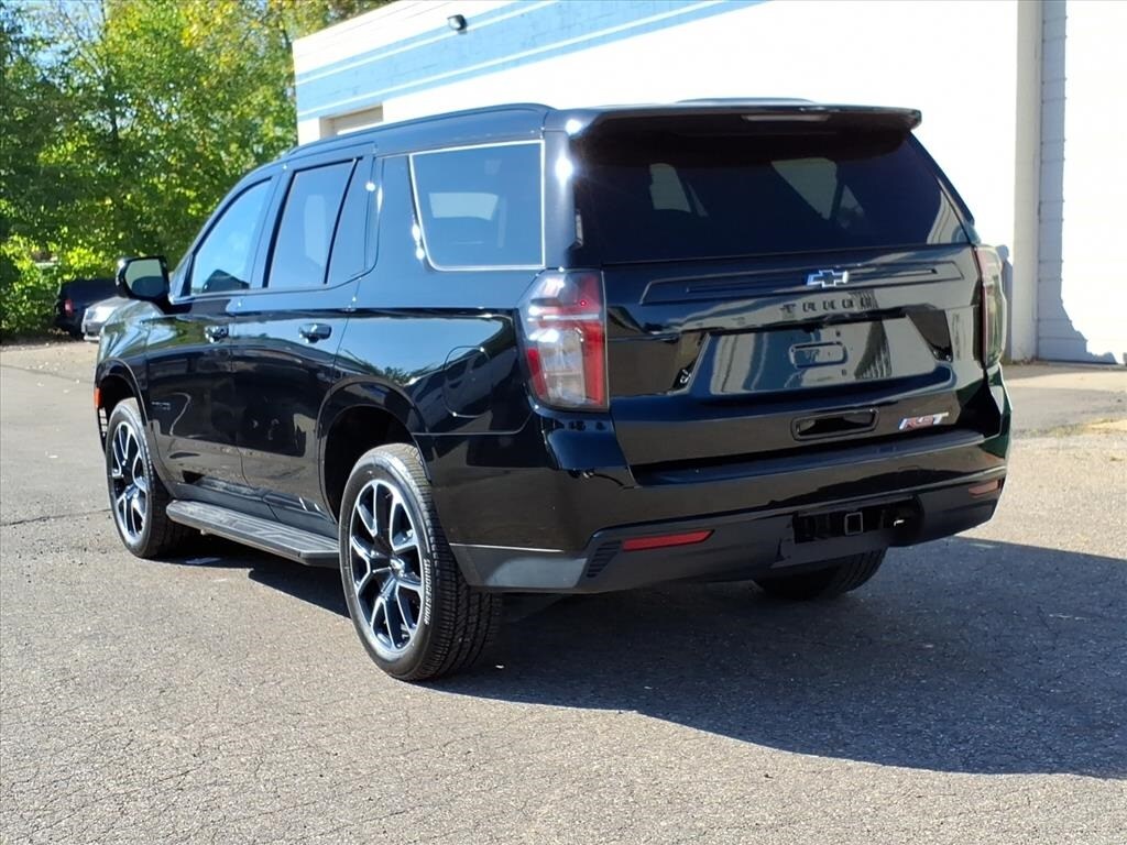 2024 Chevrolet Tahoe RST photo 3