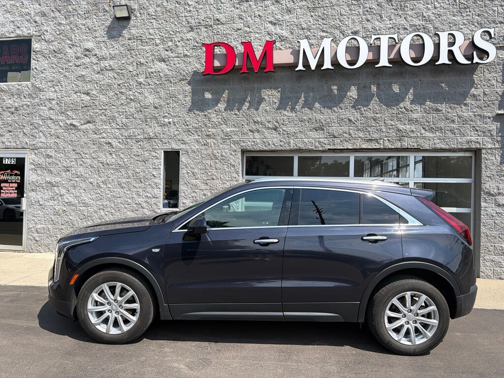 Used 2022 Cadillac XT4 Luxury SUV