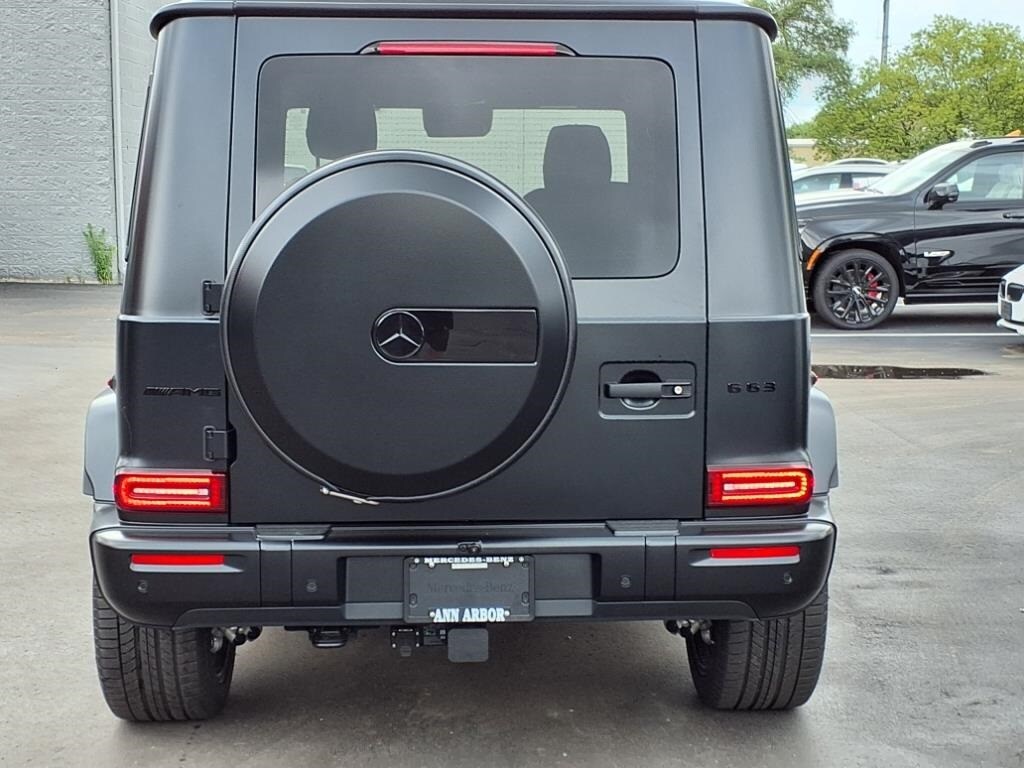 2025 Mercedes Benz G 63 AMG photo 4