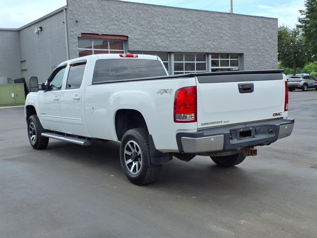 2010 Gmc Sierra SLT photo 3