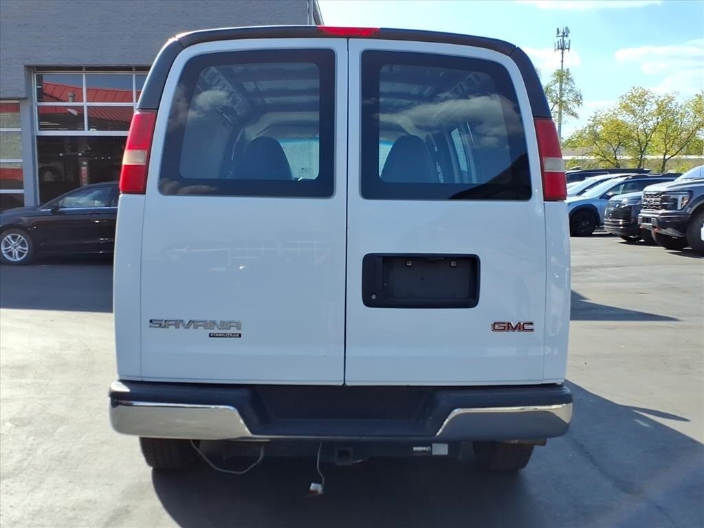 2015 Gmc Savana 2500 Cargo photo 3