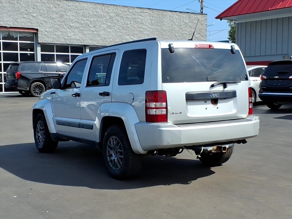 2009 Jeep Liberty Sport photo 3