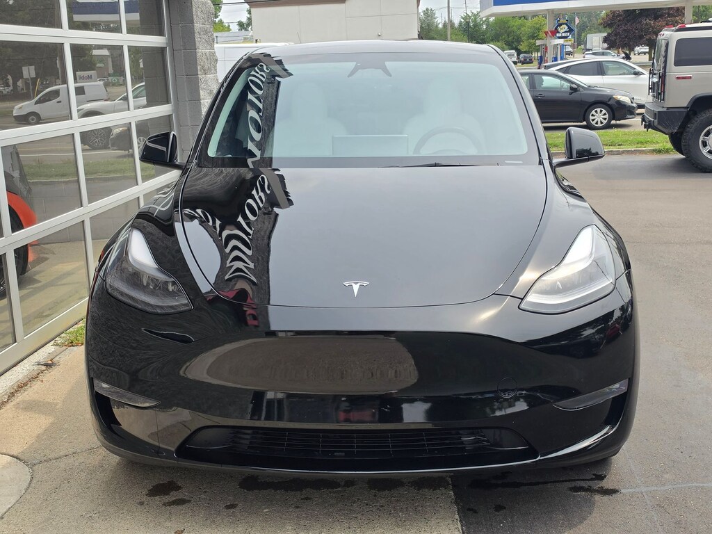 Used 2025 Tesla Model Y Long Range SUV