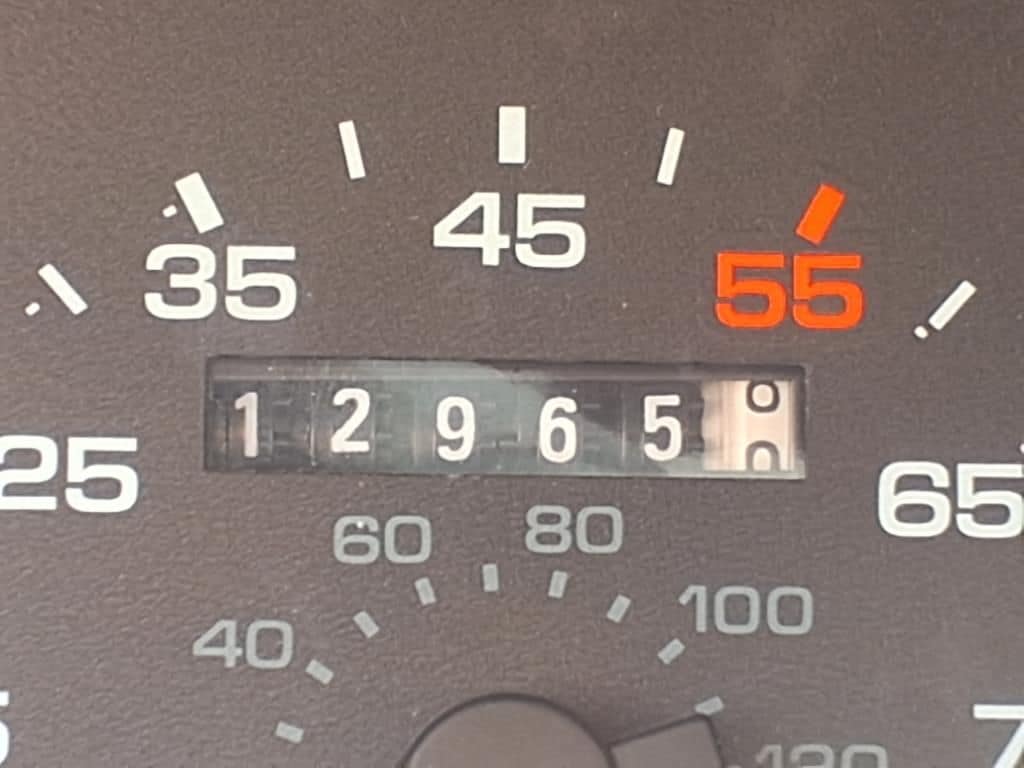 1988 Ford Mustang - Photo 21