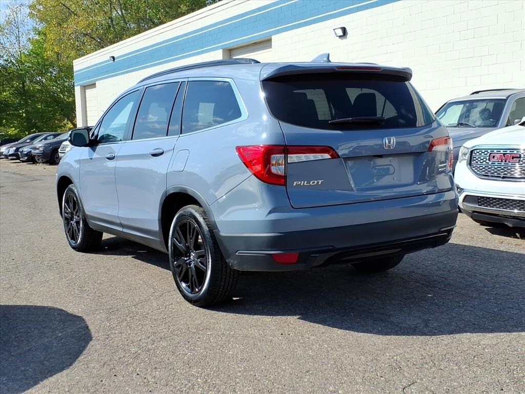 2022 Honda Pilot Special Edition photo 3