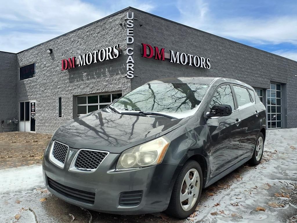 2009 Pontiac Vibe Base's photo