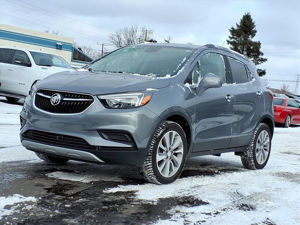 2020 Buick Encore Preferred's photo