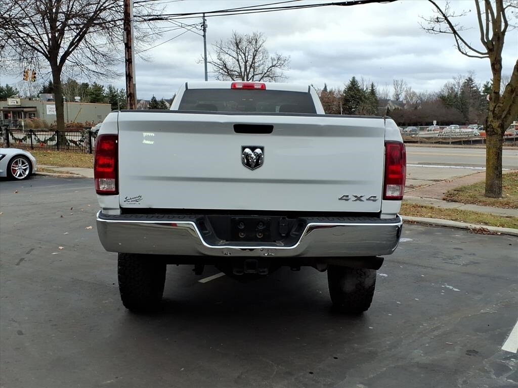 2016 Ram 3500 Tradesman photo 3