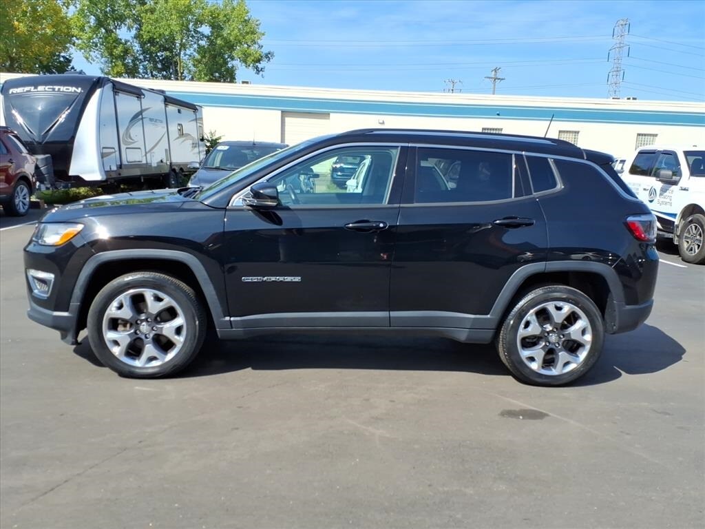 2021 Jeep Compass Limited photo 2