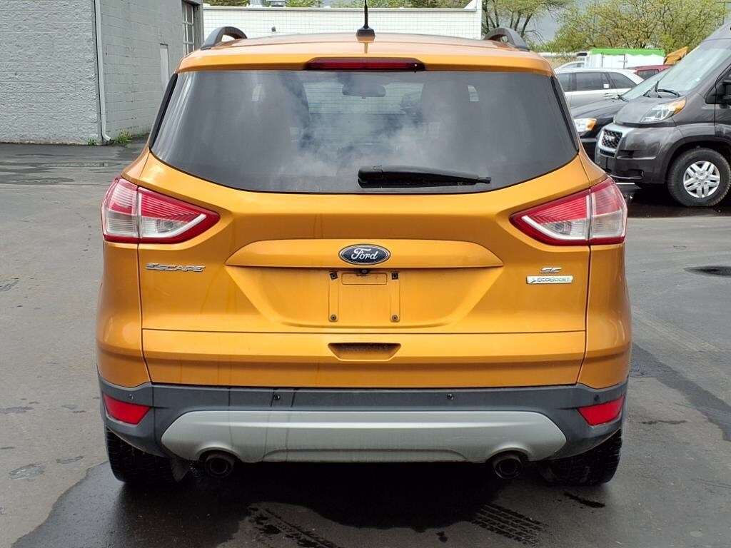 2016 Ford Escape SE photo 4