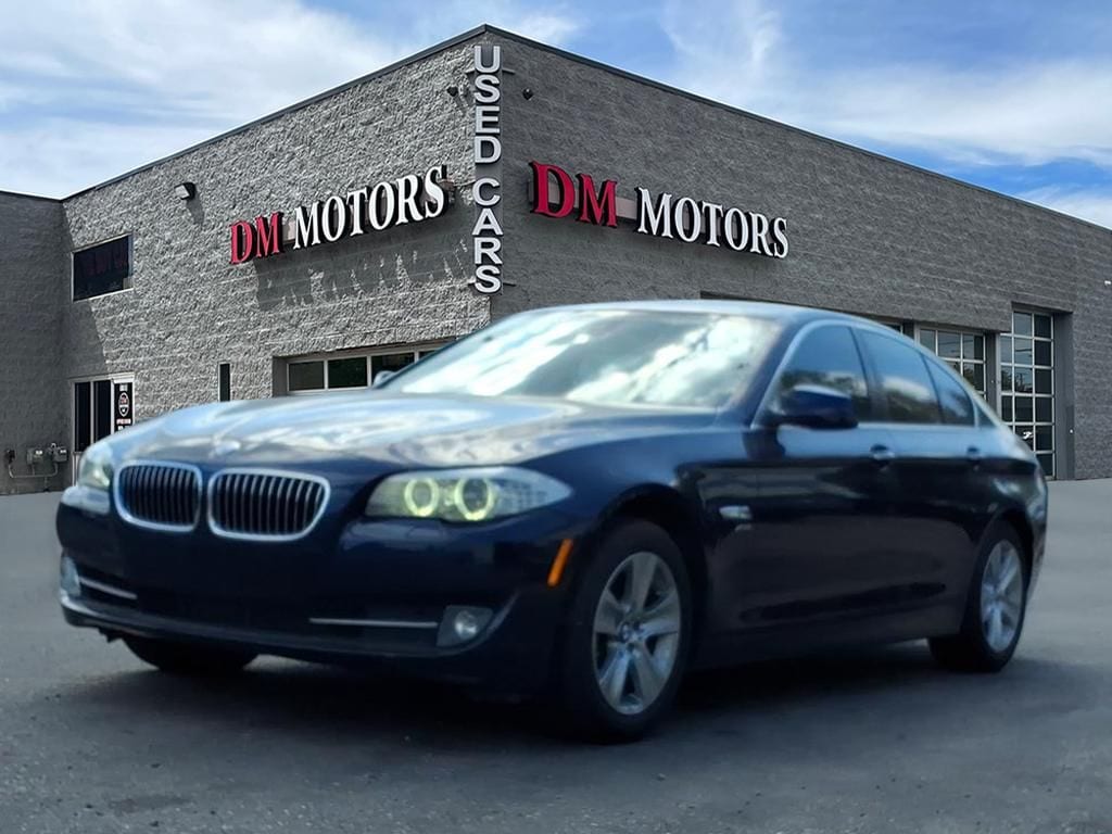 2012 BMW 5 Series 528i