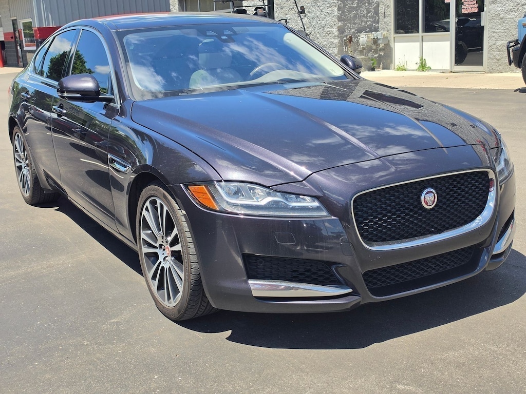Used 2016 Jaguar XF 35t Prestige Sedan