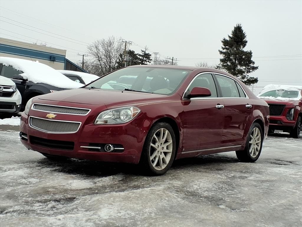 2010 Chevrolet Malibu LTZ's photo