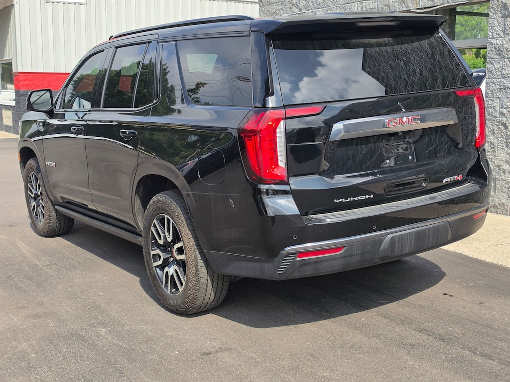 Used 2024 GMC Yukon AT4 SUV