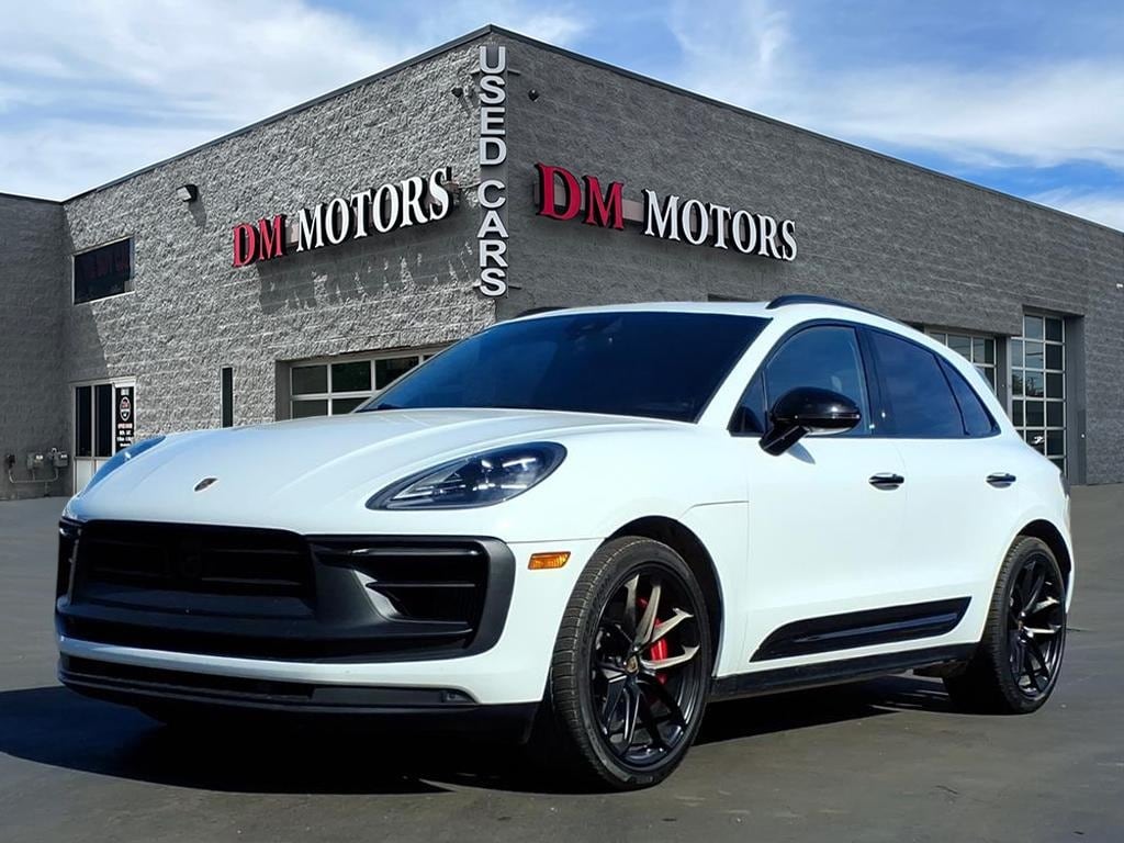 2023 Porsche Macan