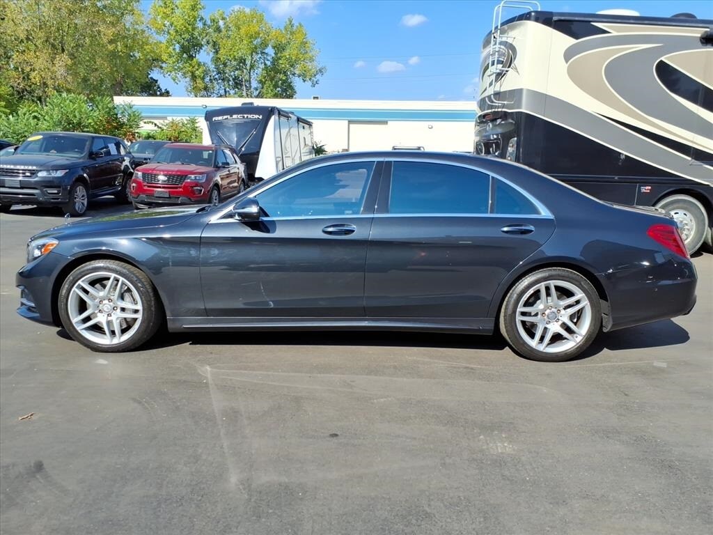 2015 Mercedes Benz S 550 photo 2