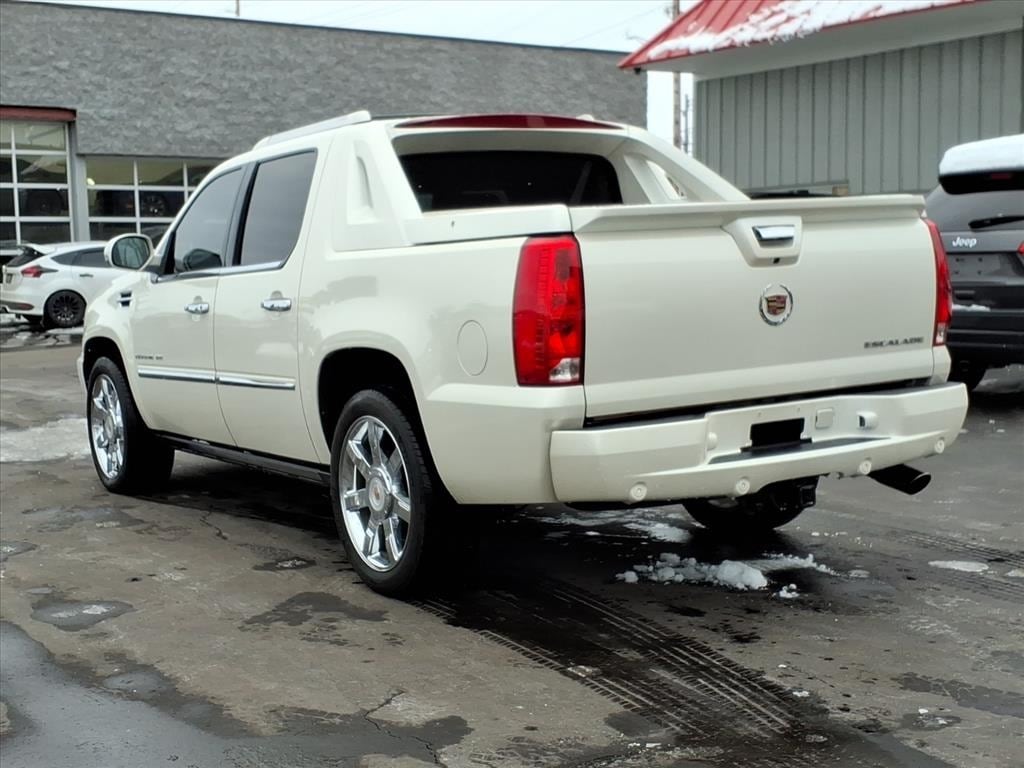 Used 2013 Cadillac Escalade EXT Premium SUV