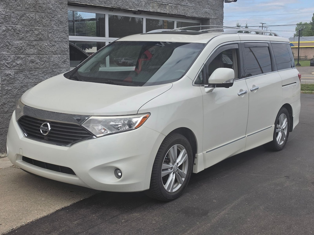 Used 2014 Nissan Quest 3.5 LE Minivan/Van
