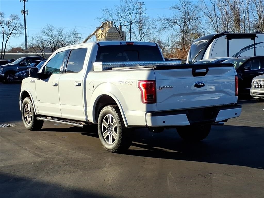 2017 Ford F-150 XLT photo 3