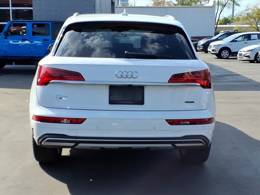 2021 Audi Q5 45 Premium Premium Plus Plus photo 3