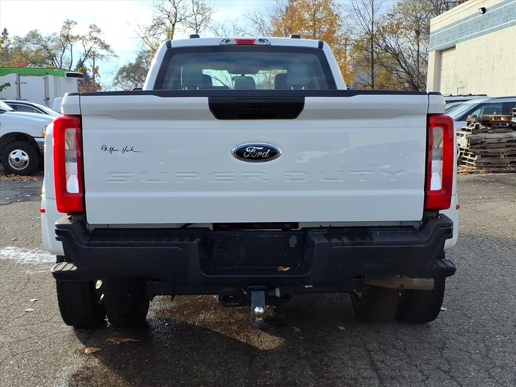 Used 2023 Ford F-450SD XL Truck
