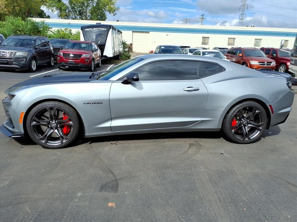 2023 Chevrolet Camaro SS photo 2