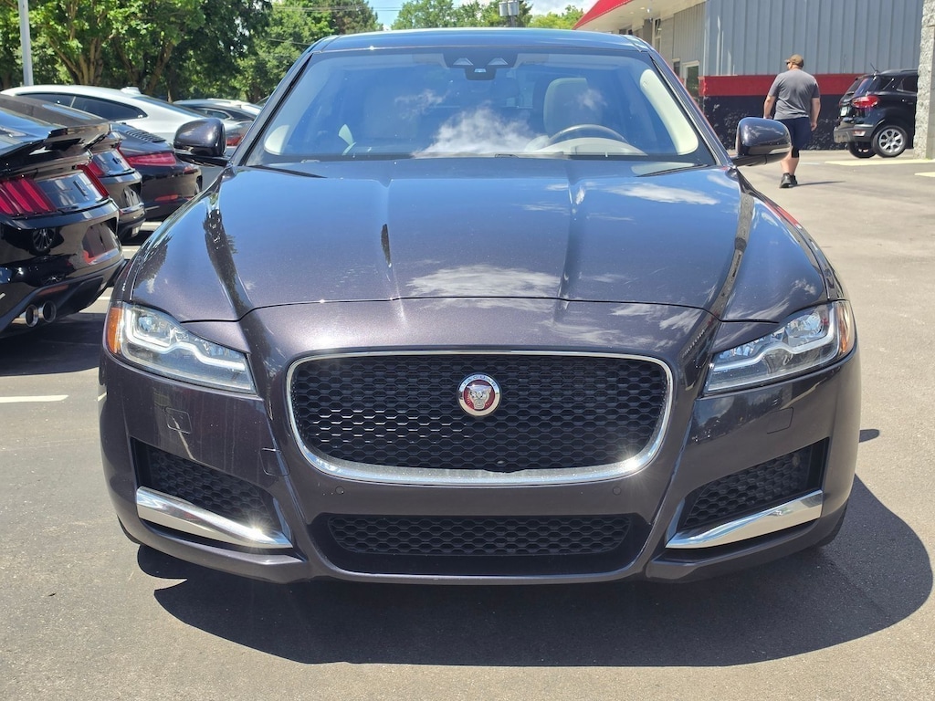 Used 2016 Jaguar XF 35t Prestige Sedan