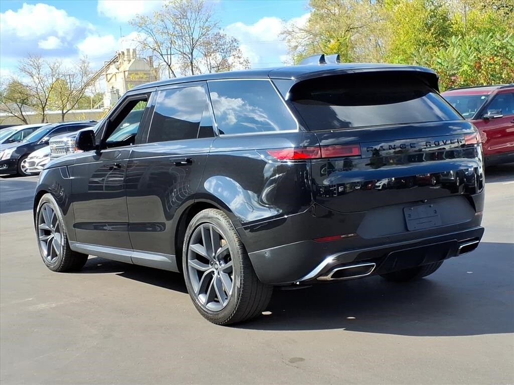 Used 2024 Land Rover Range Rover Sport SE SUV