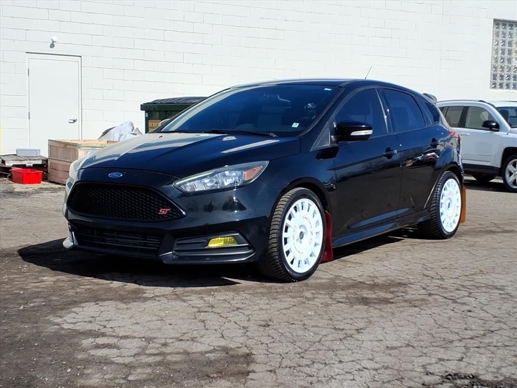 2017 Ford Focus ST