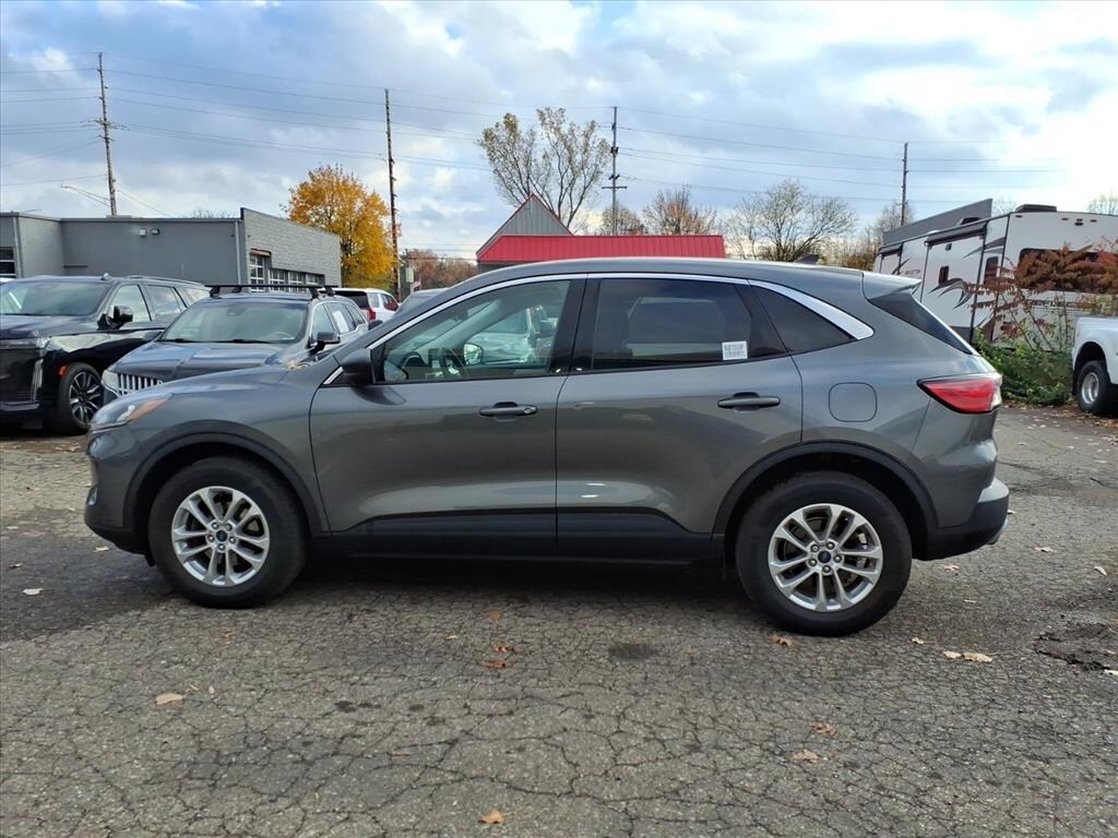 Used 2022 Ford Escape SE SUV