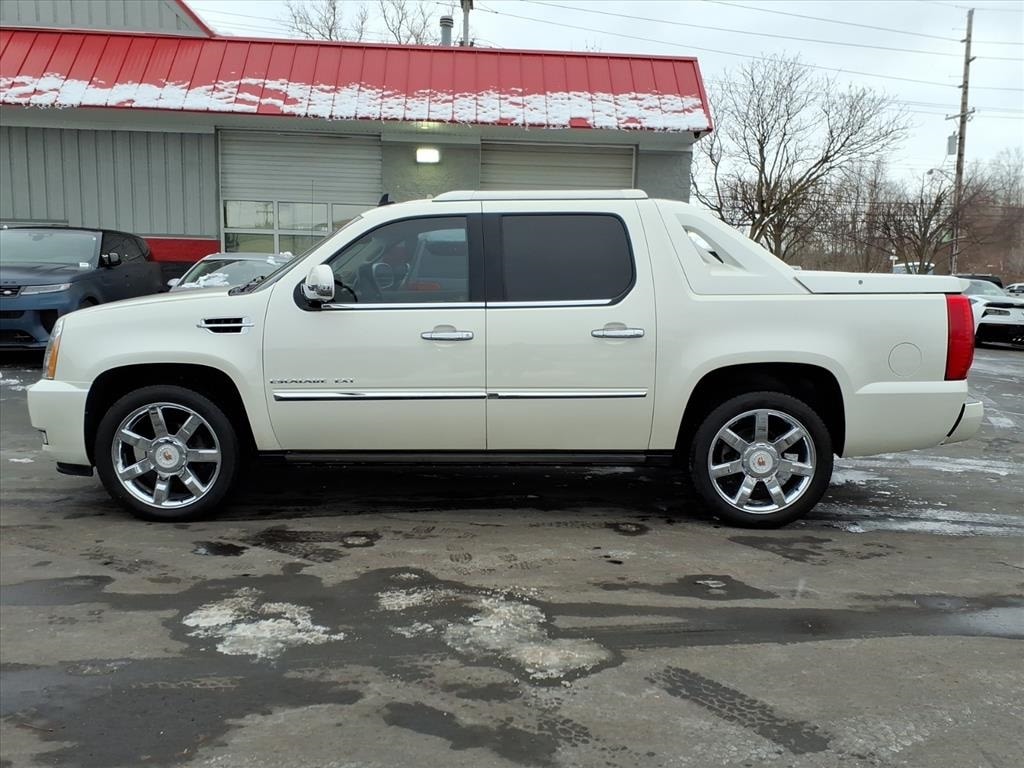 Used 2013 Cadillac Escalade EXT Premium SUV