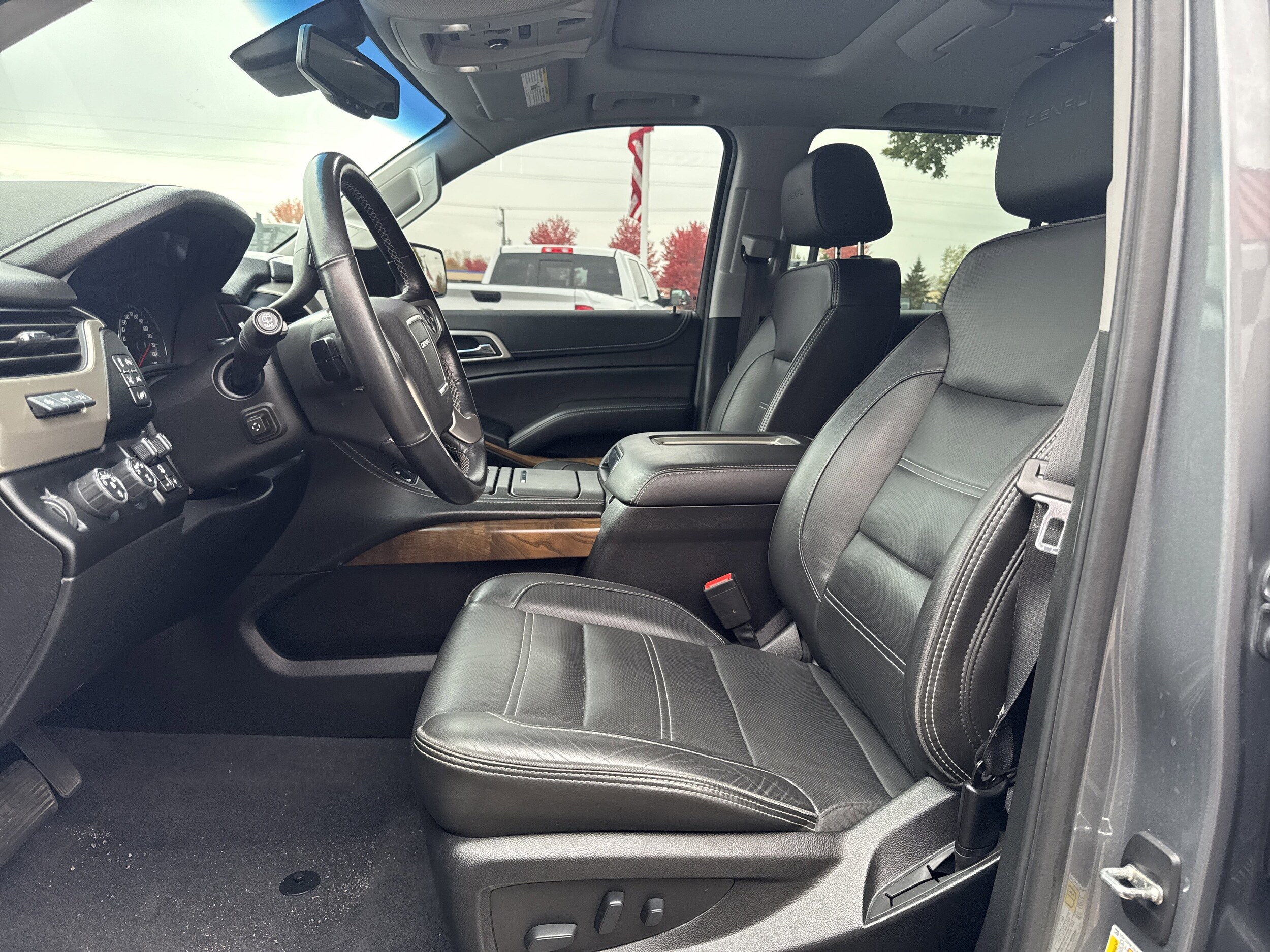 2020 Gmc Yukon XL Denali photo 4