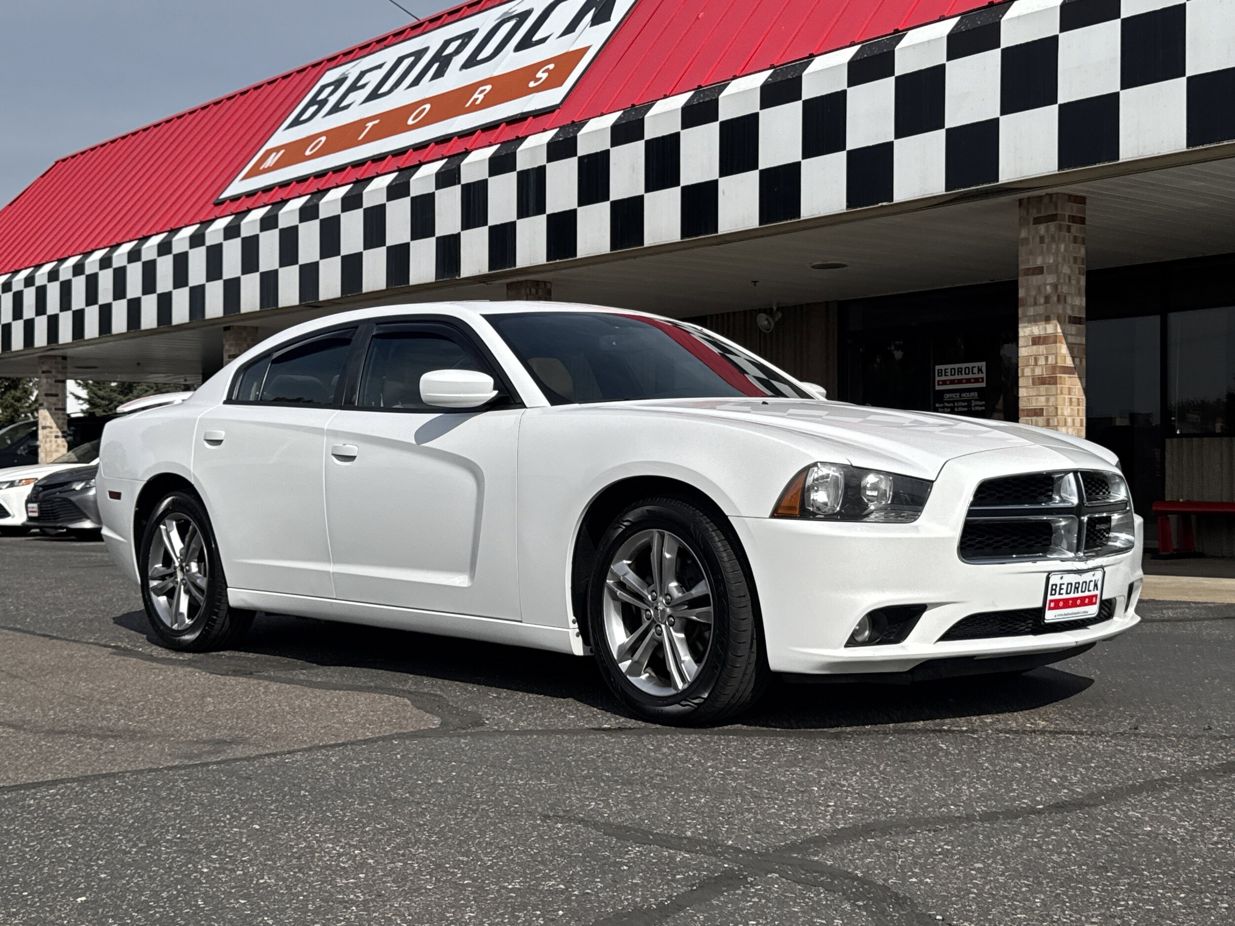 2012 Dodge Charger SXT AWD photo 2