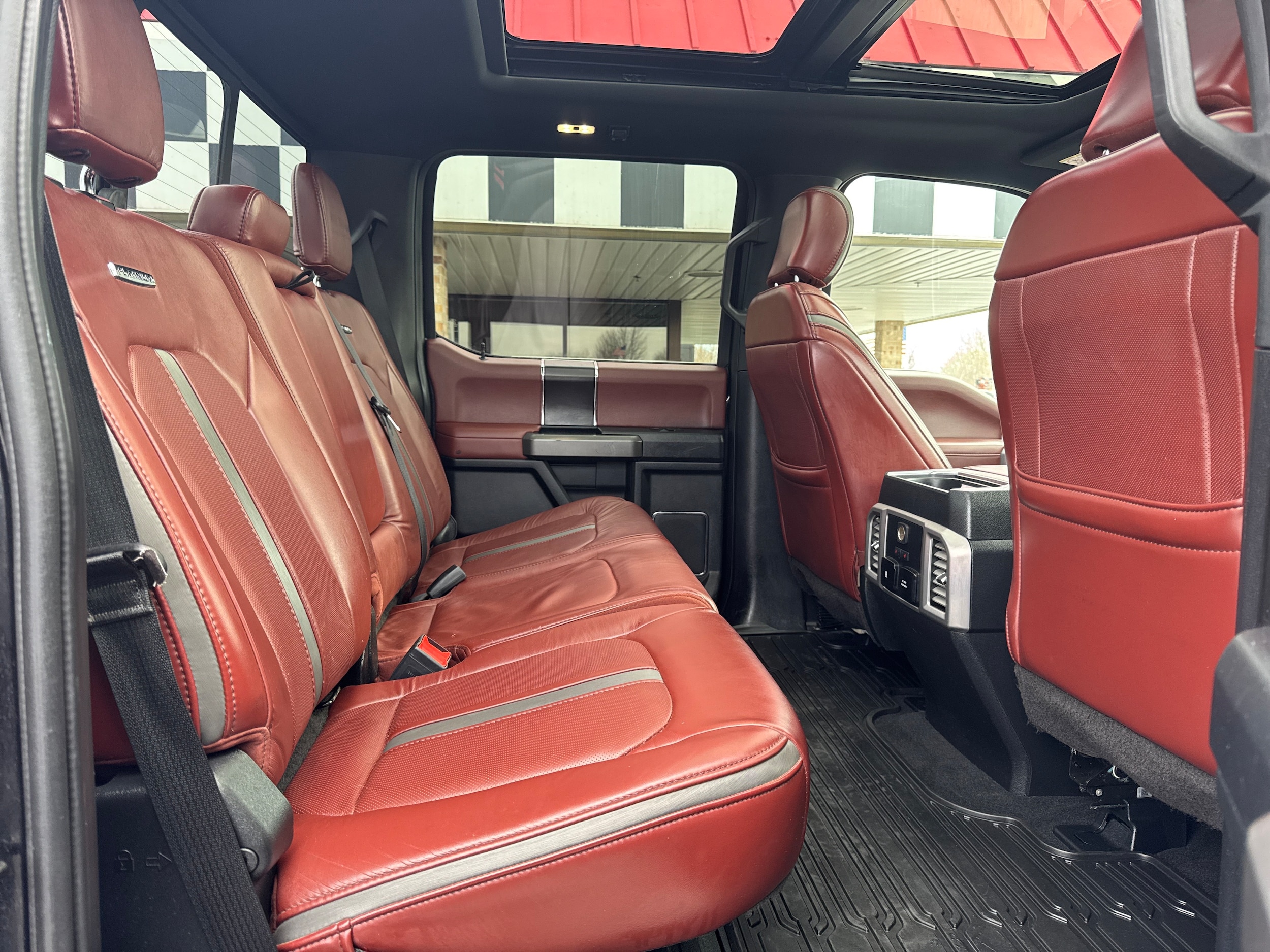 2019 Ford F-250 Super Duty Platinum - Photo 31