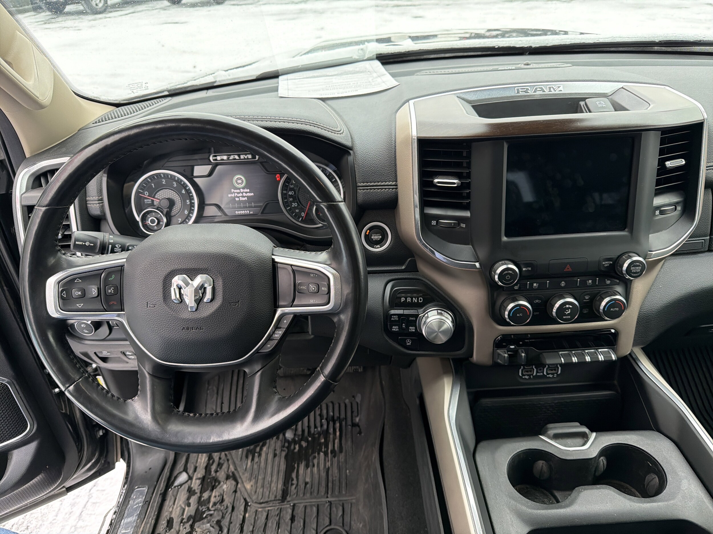 2021 Ram 1500 Laramie photo 4